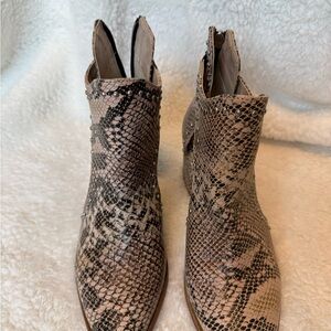 Sheridan Mia Textured Ankle Booties